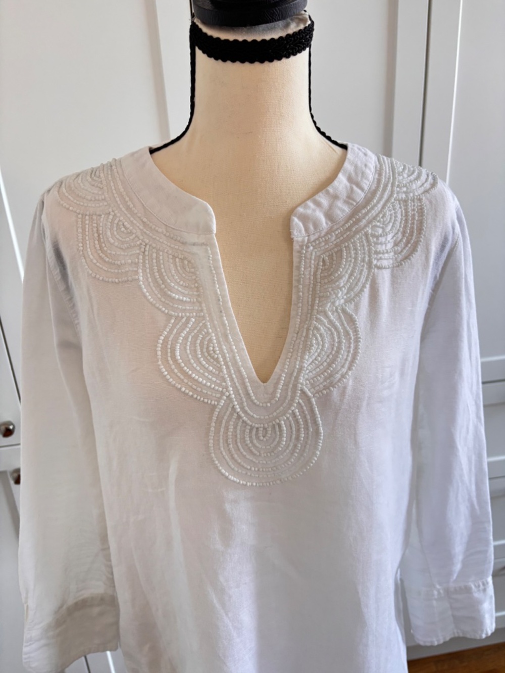 Vineyard Vines White Beaded Linen Tunic Top | Size M | Long Sleeve | White-on-Wh - Picture 3 of 8